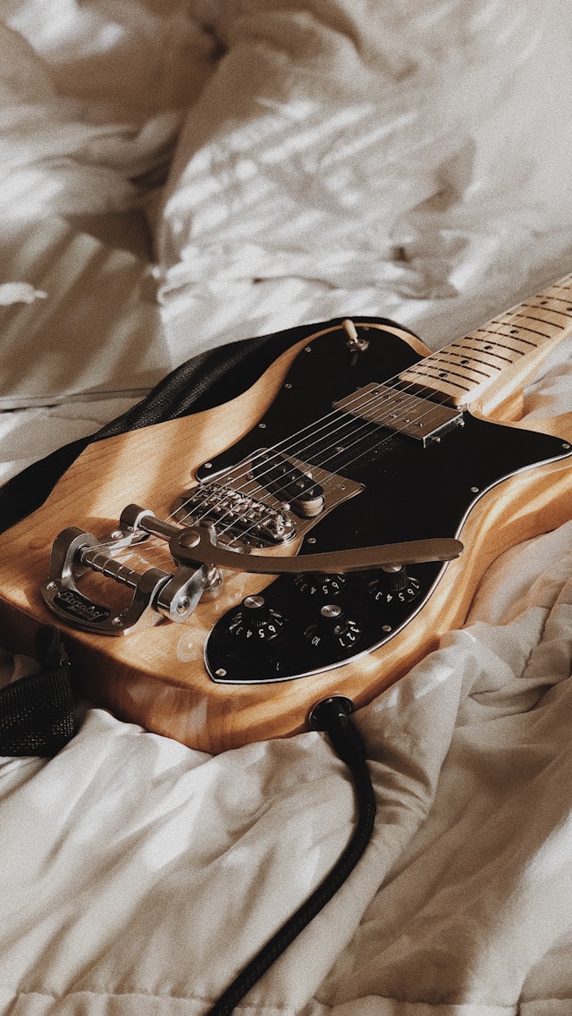 firefly left handed guitar category image